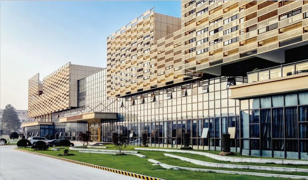 道明光学在上海广告展6